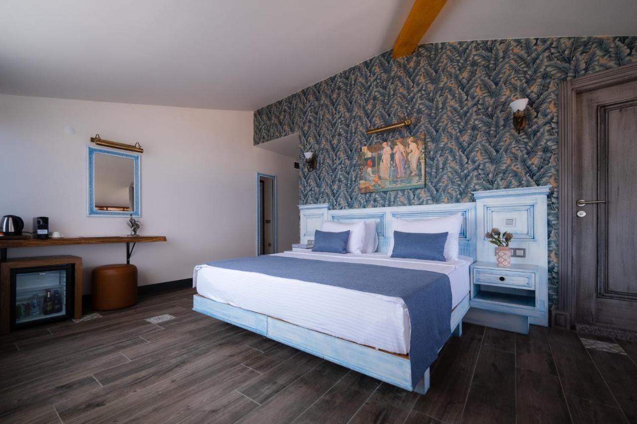 Assos Troy Port Hotel Eksteriør billede