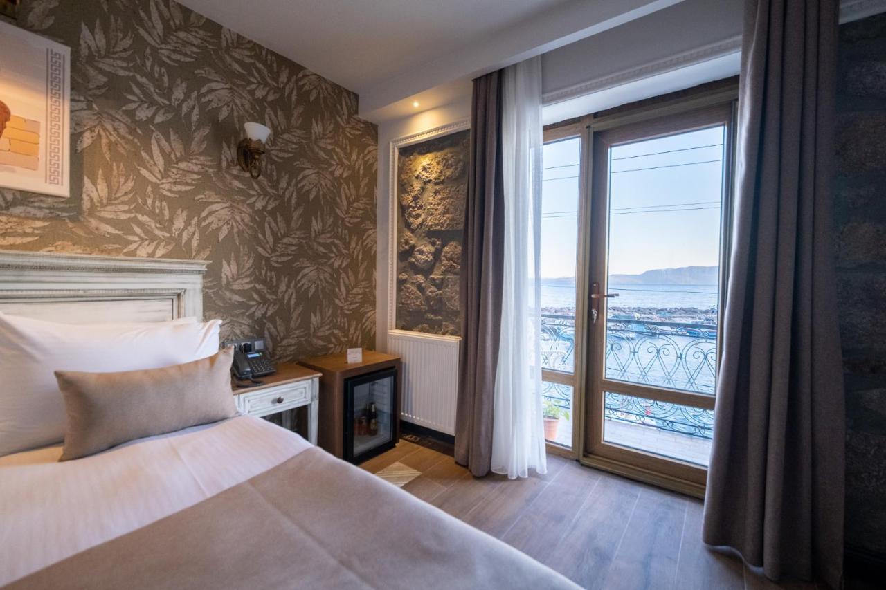 Assos Troy Port Hotel Eksteriør billede