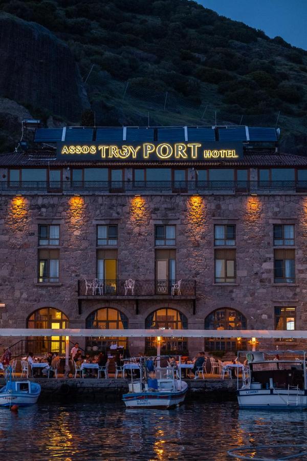 Assos Troy Port Hotel Eksteriør billede
